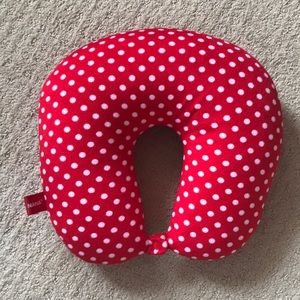 Neck pillow with microbeads